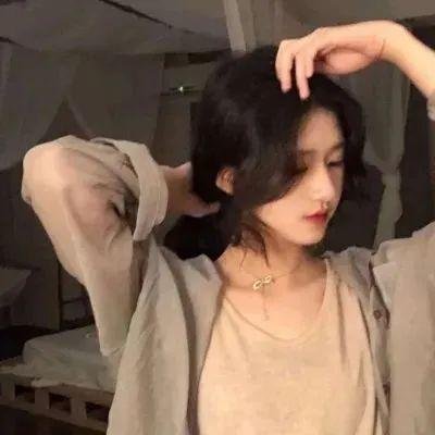 布劳涅森林的女人们 海报